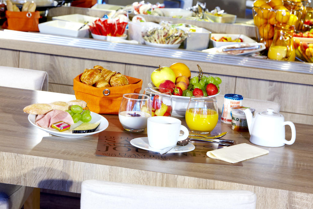 Hotel Kyriad Prestige Centre-palais Des Arts Vannes
